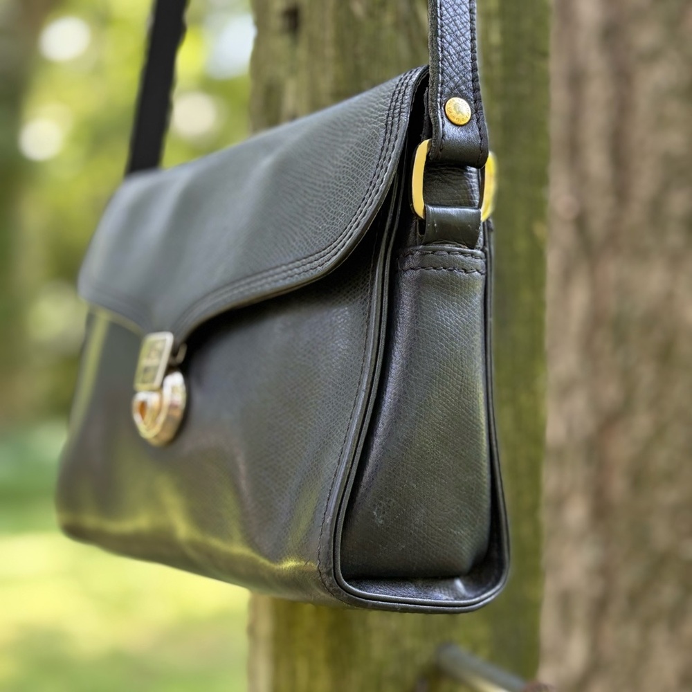 Vintage 80s Longchamp Leather Crossbody Bag - Picture 3 of 13